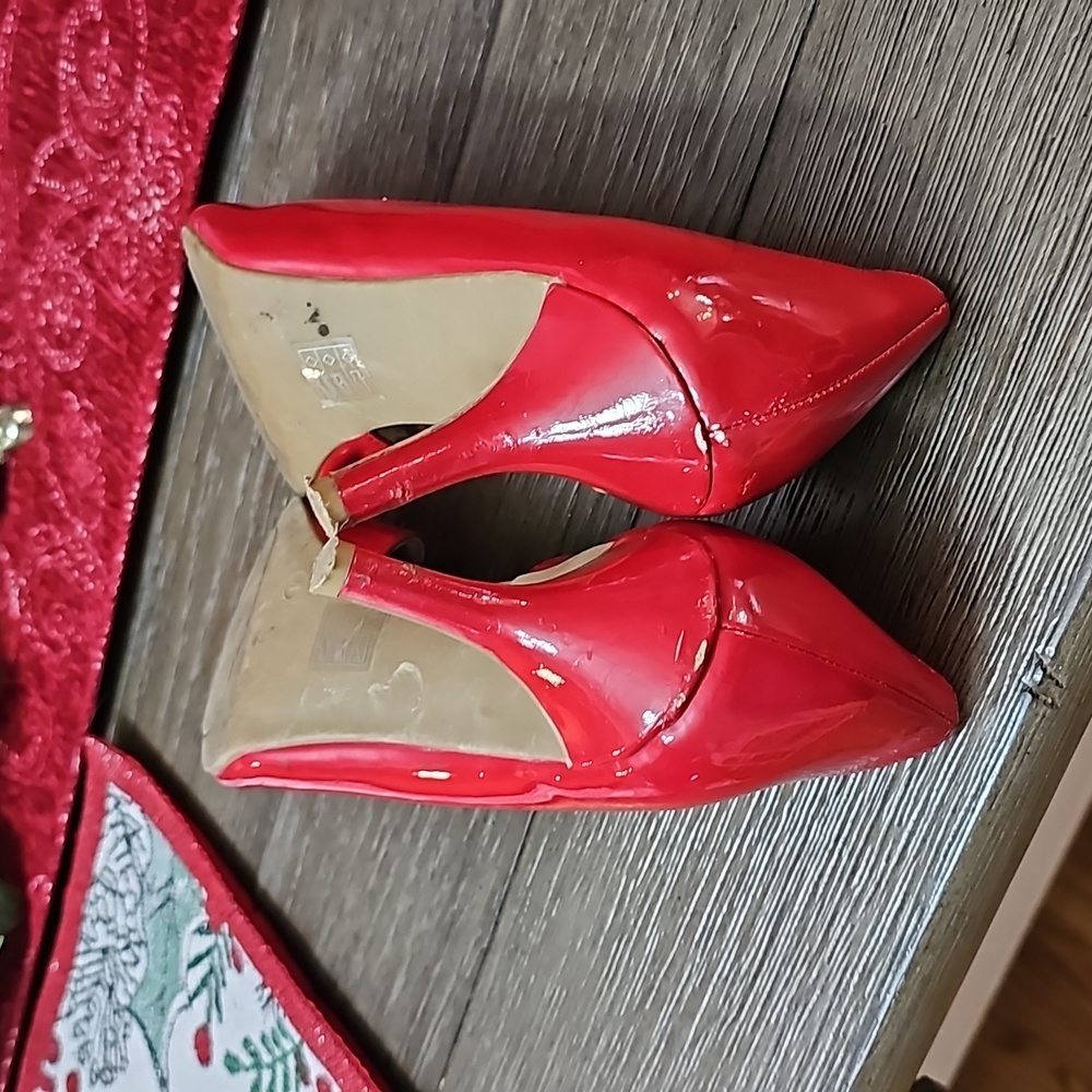 Red Moda Spana heels - Picture 6 of 7